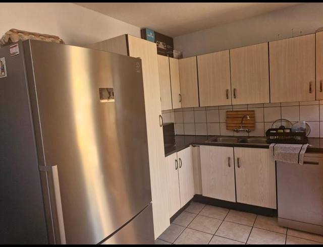 4 BEDROOM APARTMENT FOR SALE IN THERESAPARK